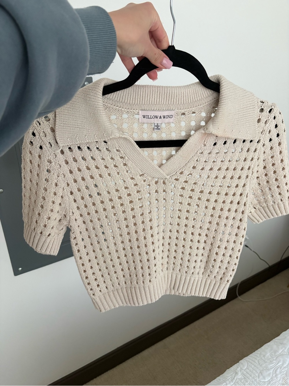 WILLOW & WIND CREAM KNIT CROP POLO S